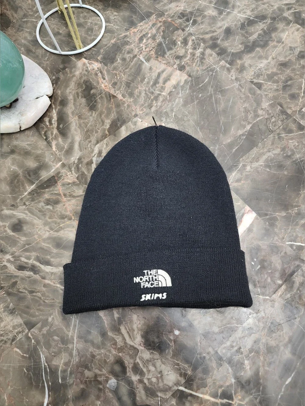 SKIMS THE NORTH FACE Beanie Onyx ONE SIZE FITS ALL